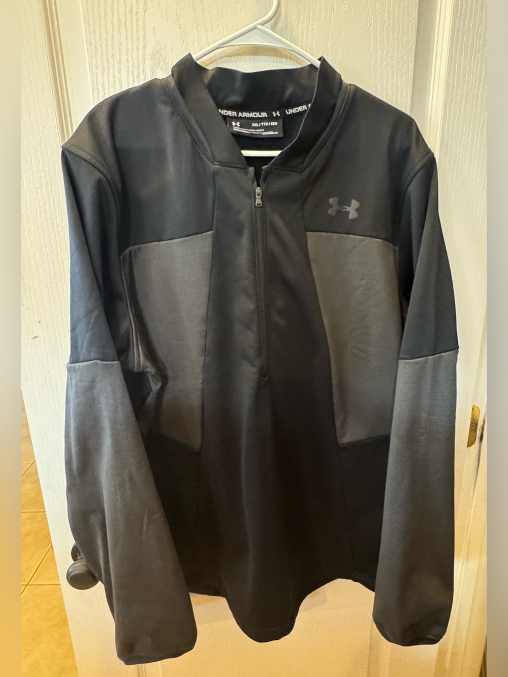 Under Armour Black and Gray Mens Half Zip Jacket Sz XXL